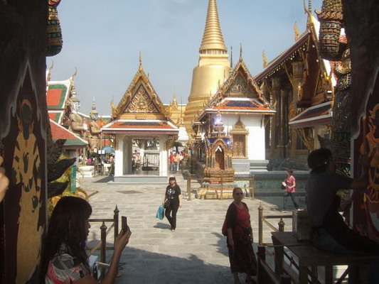  Thailand Bangkok Таиланд - Банкок отзыв - фото в храмовом комлексе Королевского двореца.