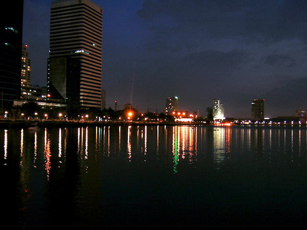  Thailand Bangkok Таиланд - Банкок отзыв - Ночью на реке Чаопрайа