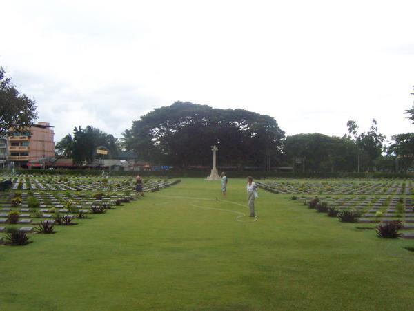  Thailand Bangkok Таиланд - Банкок отзыв Kanchanaburi-River-Kwai - Американское военное Кладбище
