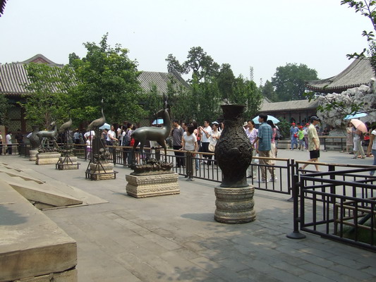 Фото на территории Летнего императорского дворца Пекина beijing