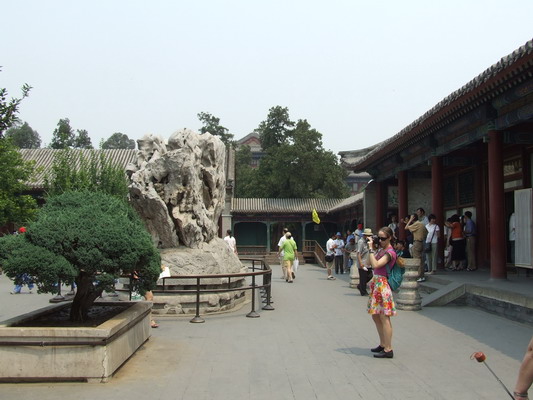 Территория самого Храмового коплекса не большая, но красивая Пекина beijing