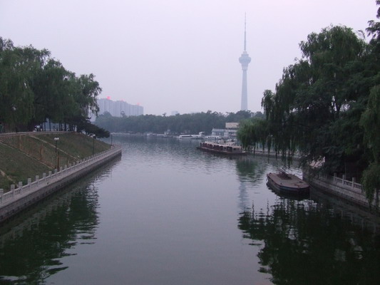 В одном из Пекинских парков недалеко от Пекинской телебашни. Пекина beijing