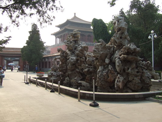 Удивительно как им удается передать красоту природного камня Пекина beijing